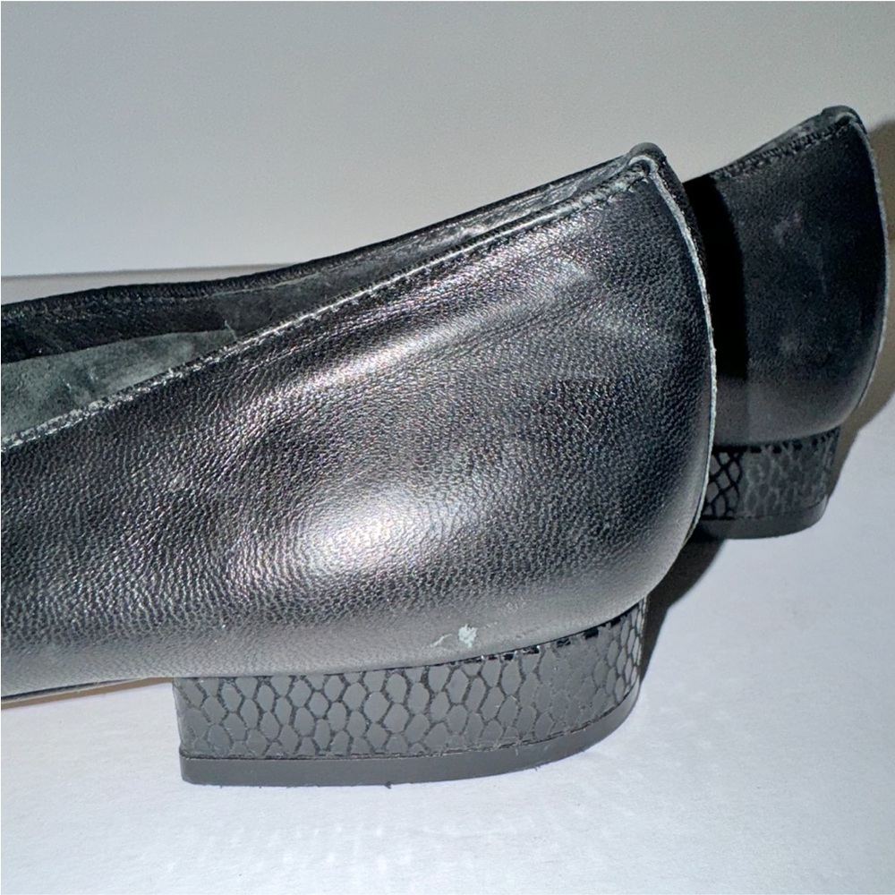 Van Eli Black & Reptile Trim Leather Flats, Sz 8.5M - Picture 12 of 12